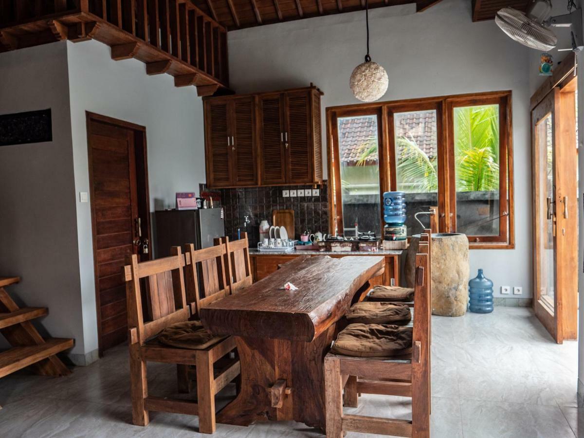 Villa Fins Medewi *