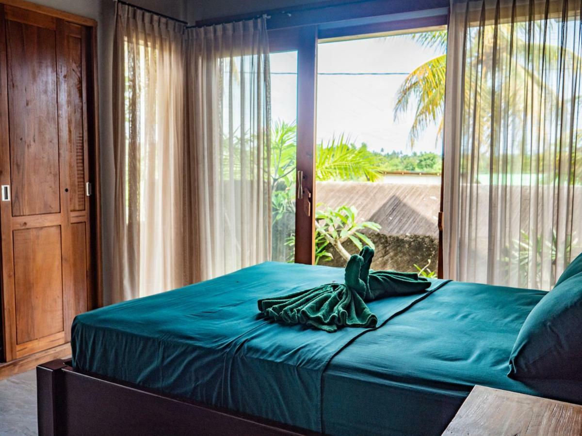 Villa Fins Medewi Airsatang