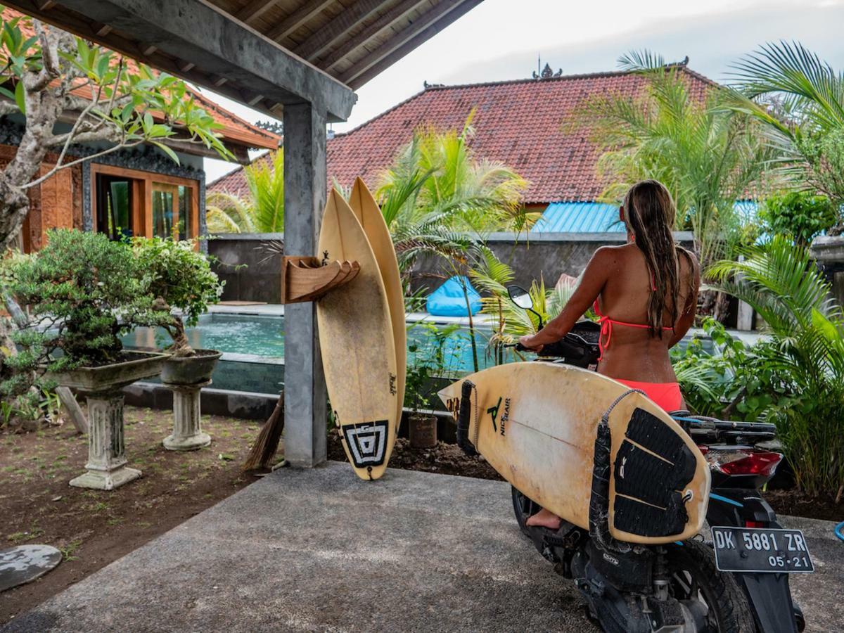 Villa Fins Medewi Airsatang